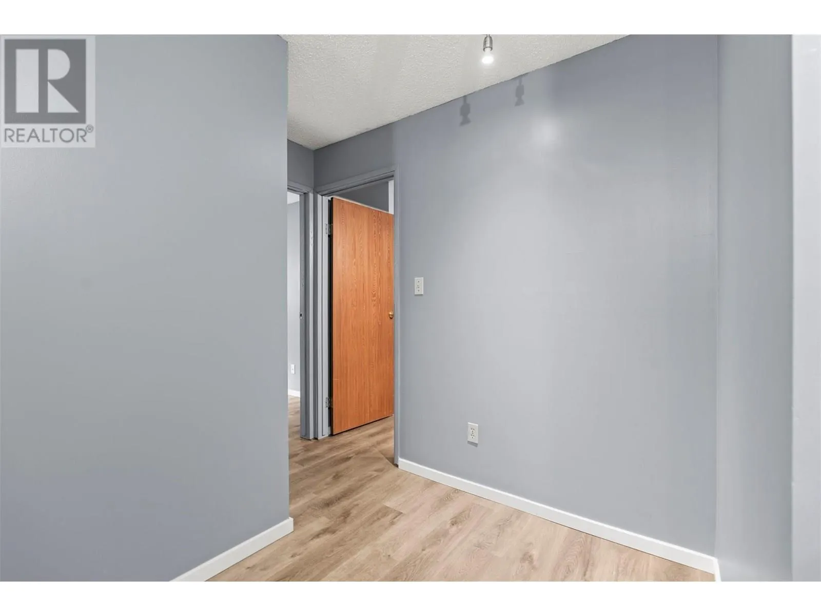 3901 32 Avenue Unit# 414