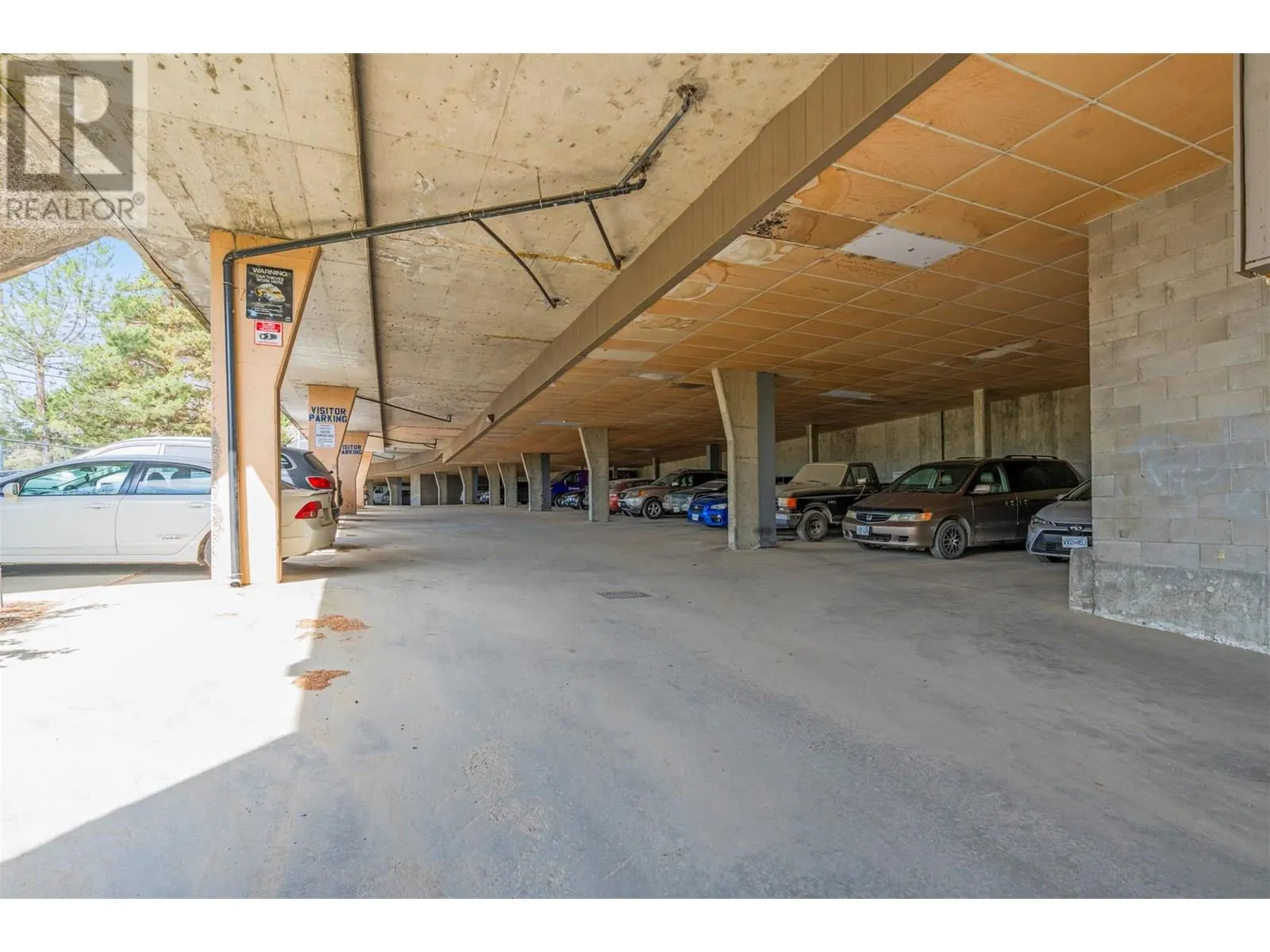3901 32 Avenue Unit# 414