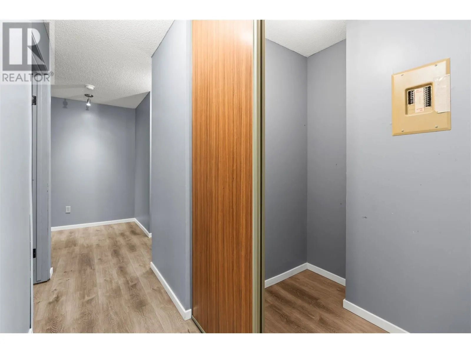 3901 32 Avenue Unit# 414