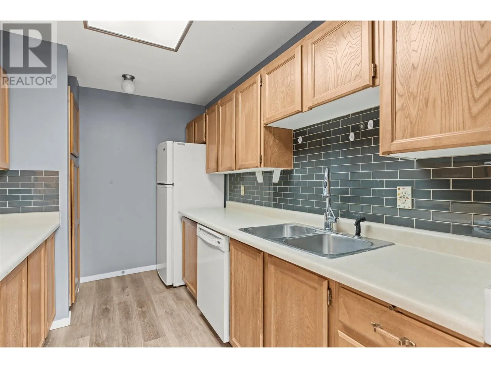 3901 32 Avenue Unit# 414