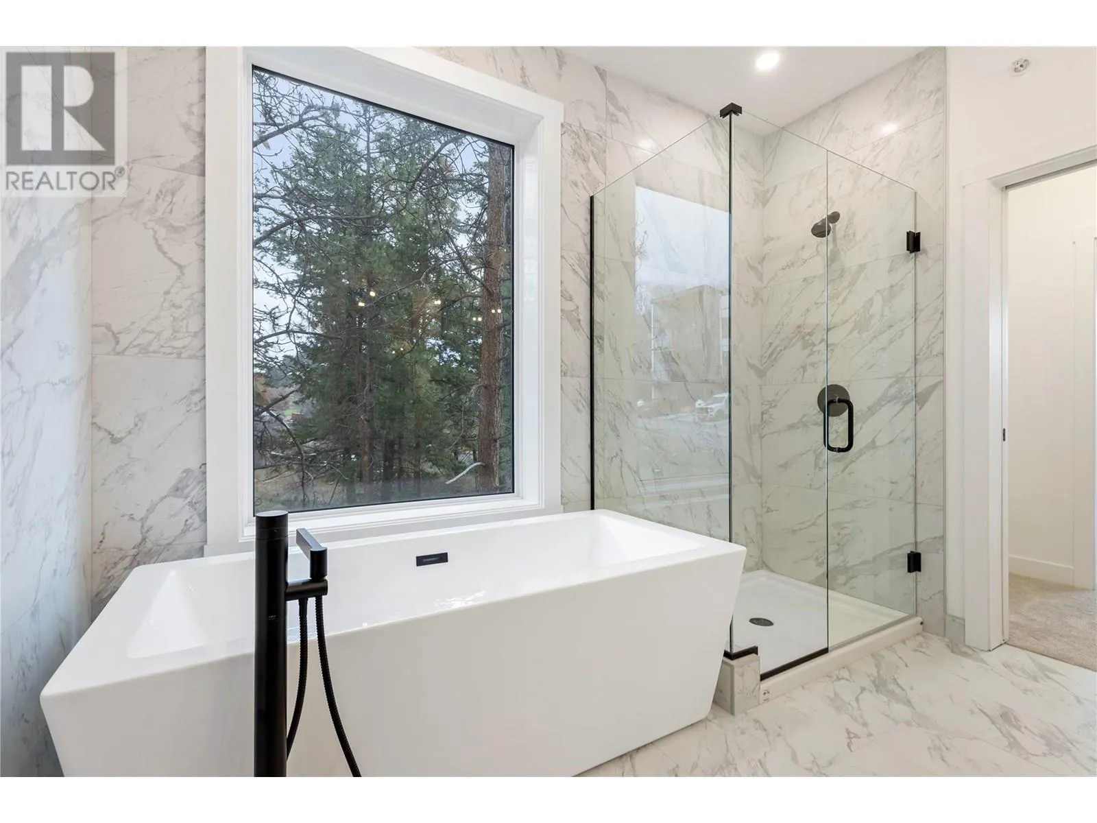 2735 Shannon Lake Road Unit# 210