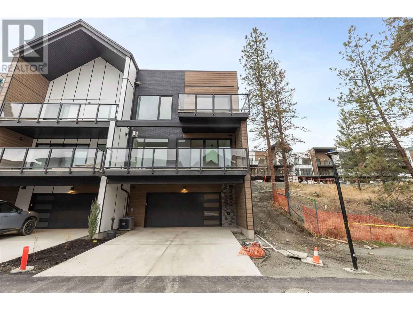 2735 Shannon Lake Road Unit# 210