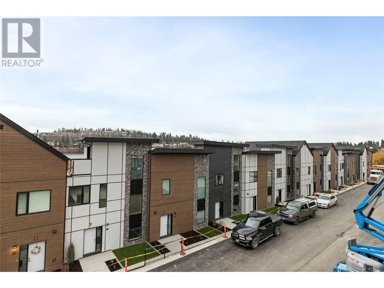 2735 Shannon Lake Road Unit# 210