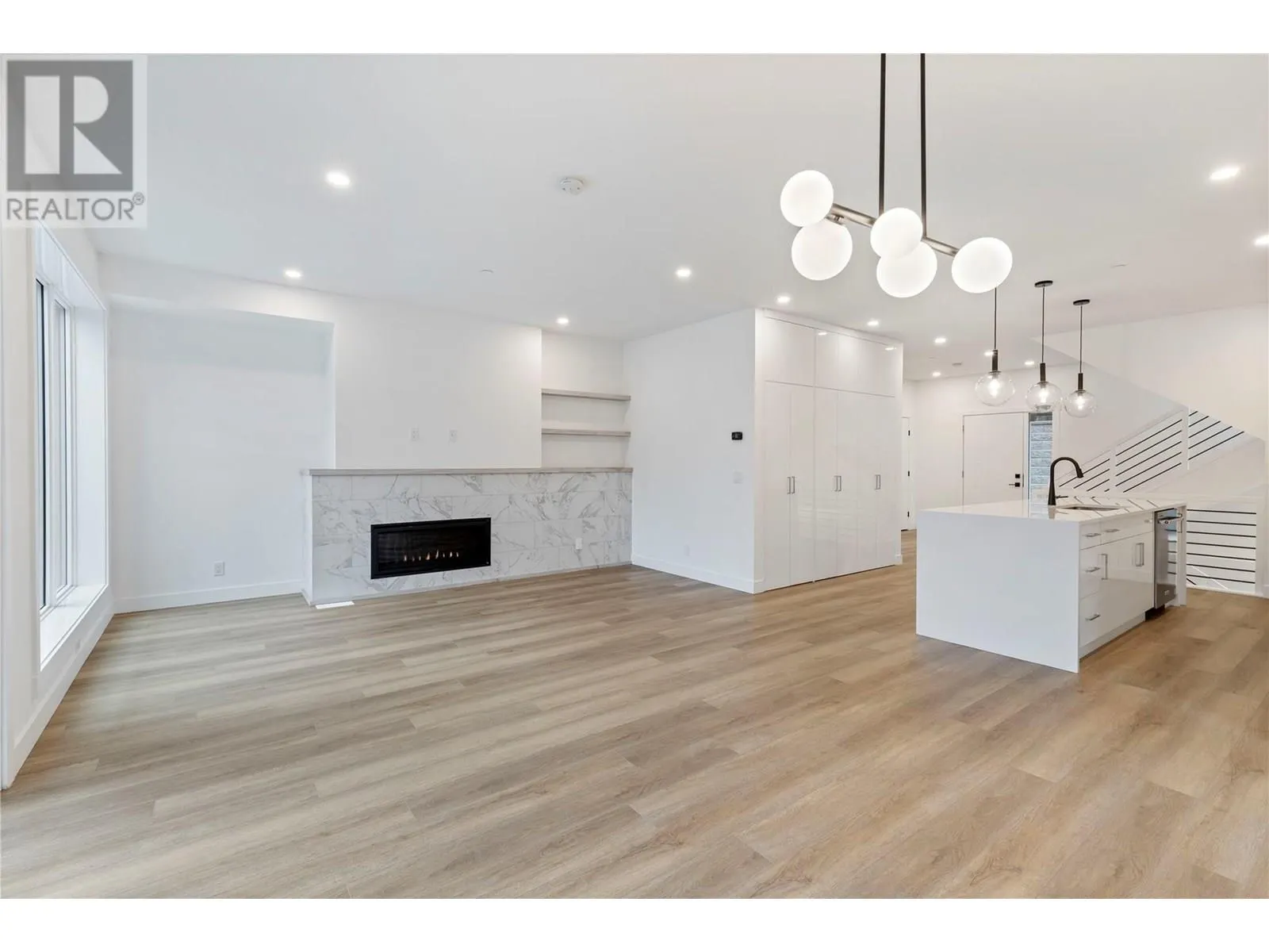 2735 Shannon Lake Road Unit# 210