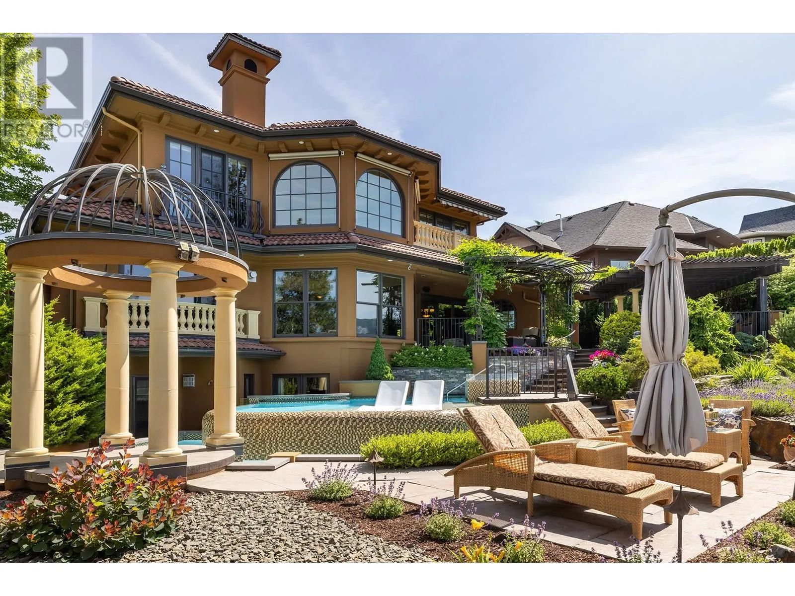 983 Westpoint Drive