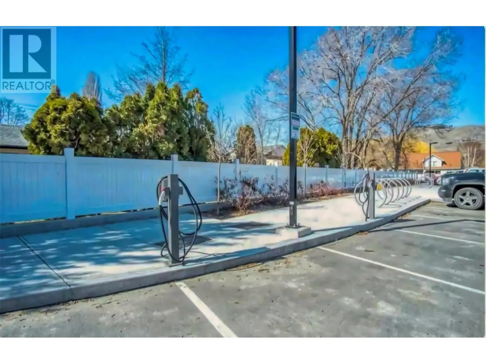 2555 Lakeshore Road Unit# 215