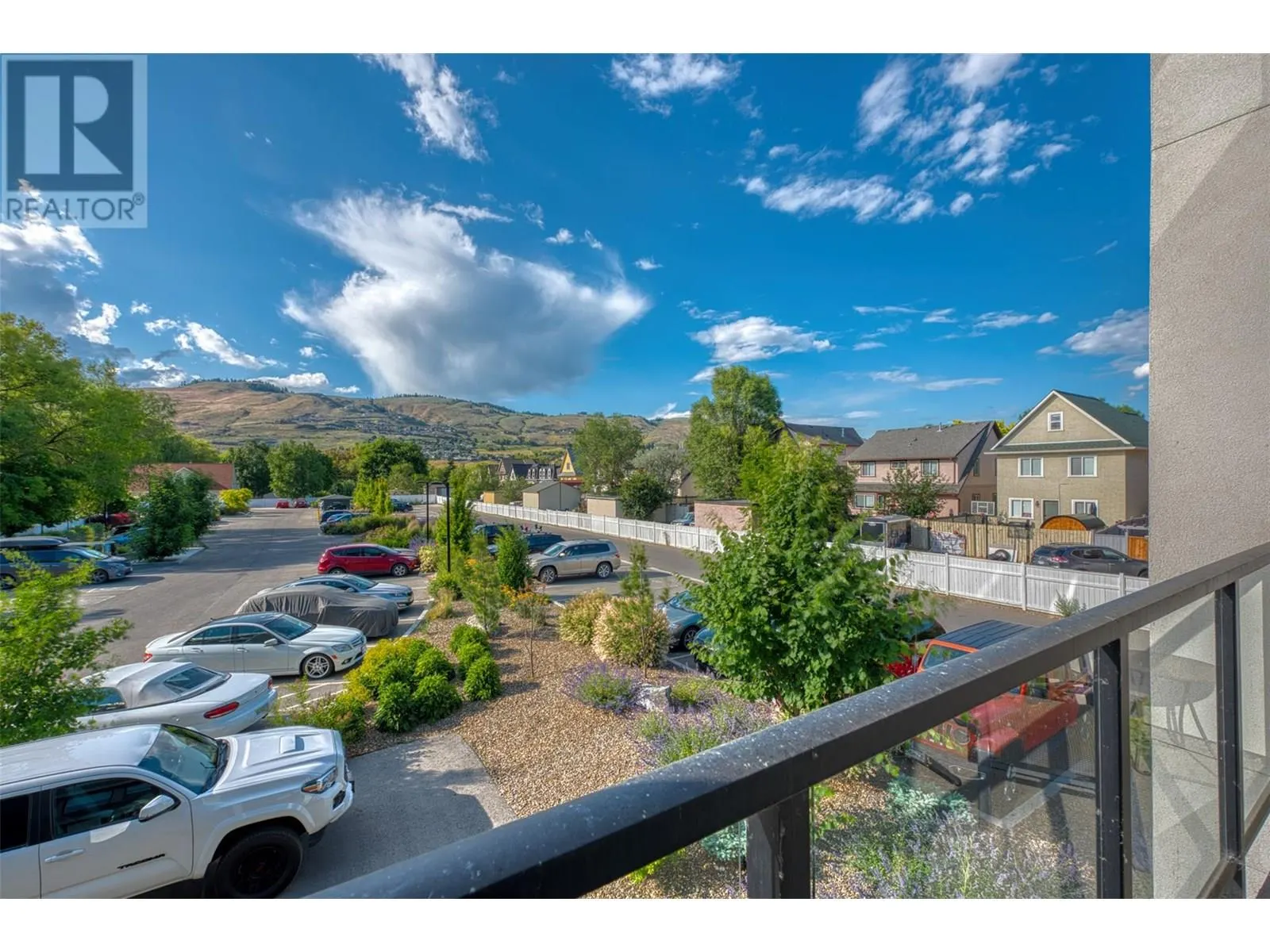 2555 Lakeshore Road Unit# 215