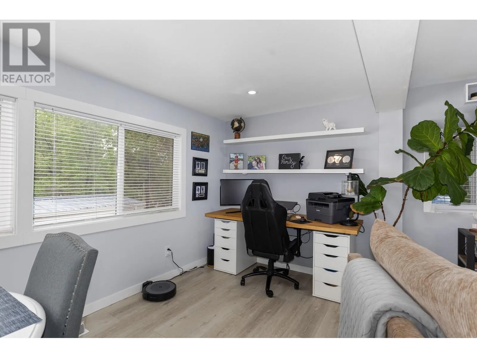 1860 Boucherie Road Unit# 102