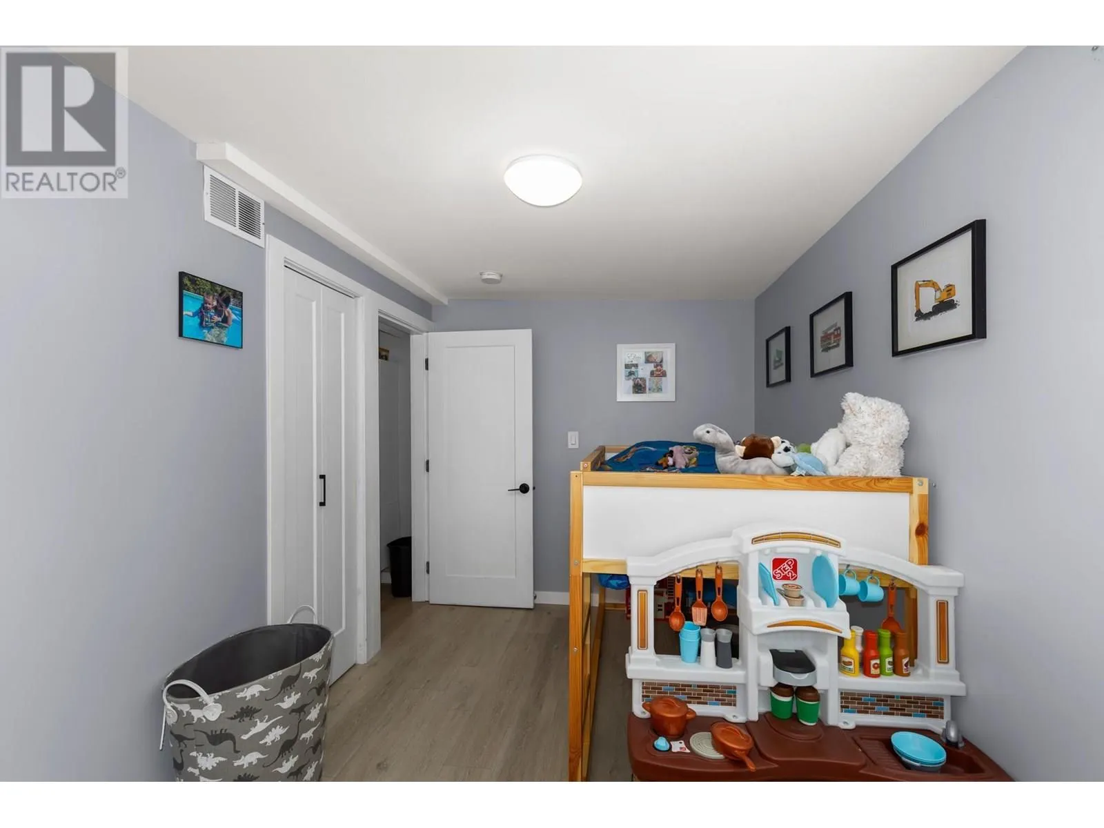 1860 Boucherie Road Unit# 102