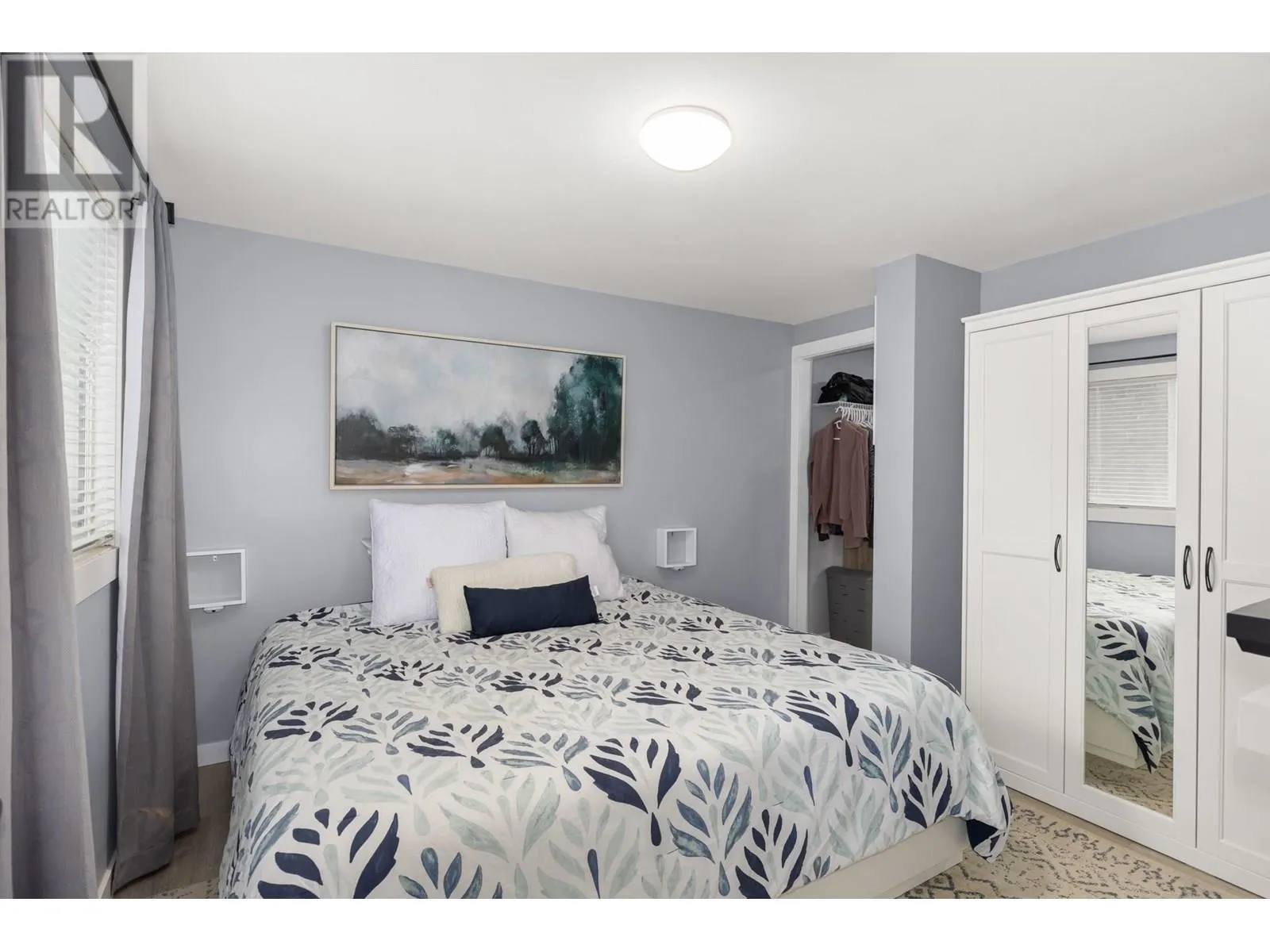 1860 Boucherie Road Unit# 102