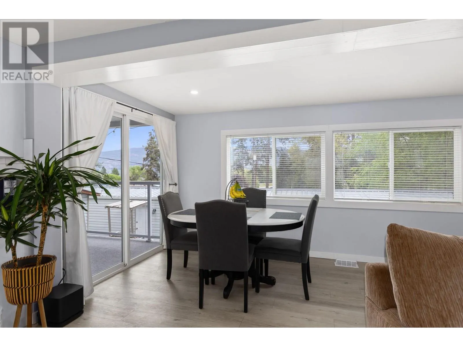 1860 Boucherie Road Unit# 102