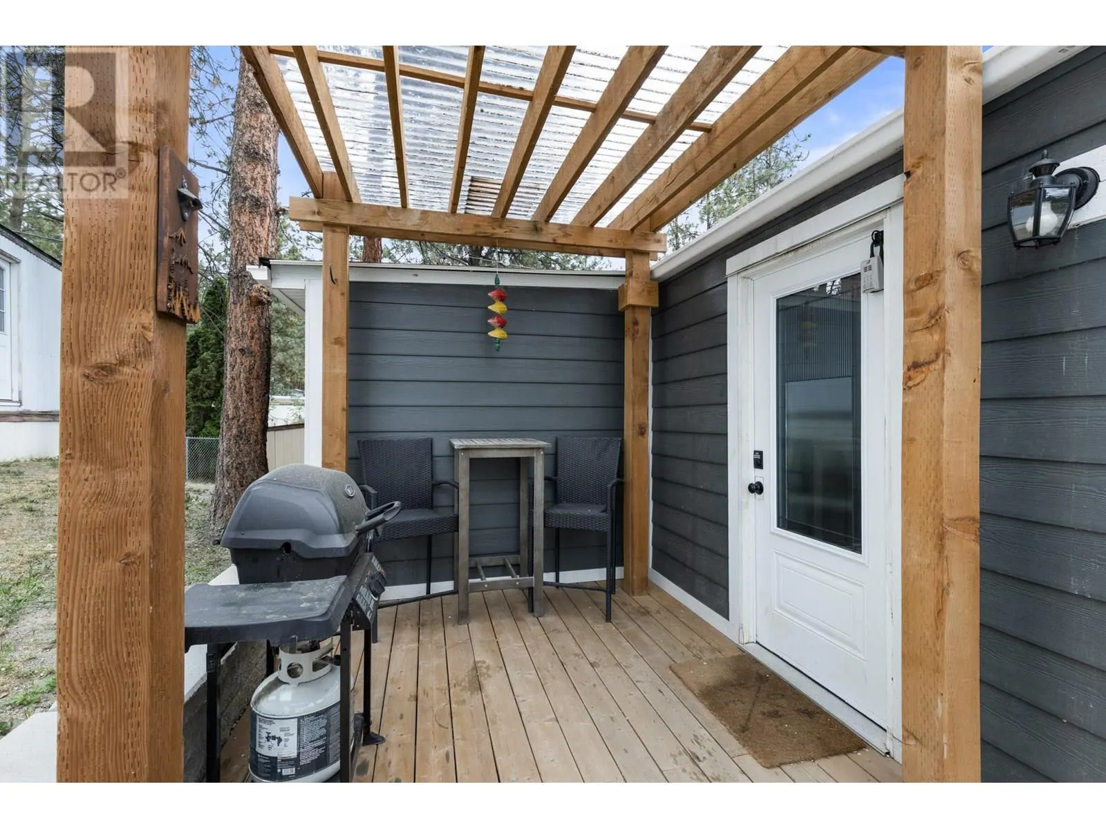 1860 Boucherie Road Unit# 102