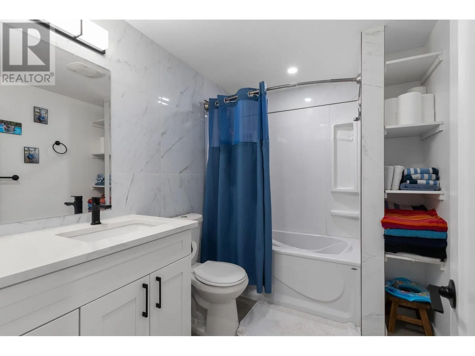 1860 Boucherie Road Unit# 102