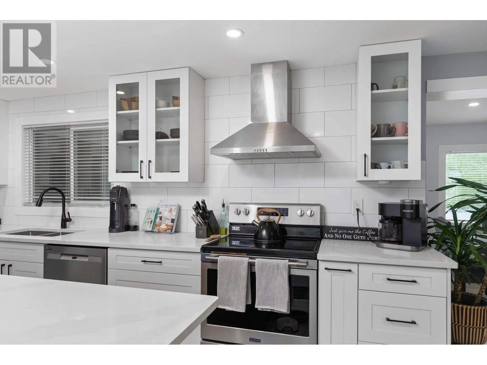 1860 Boucherie Road Unit# 102