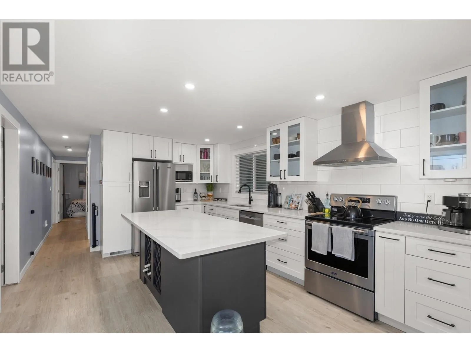 1860 Boucherie Road Unit# 102