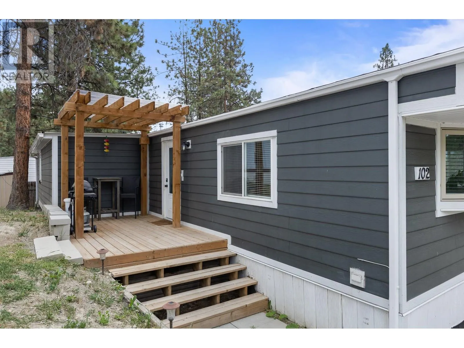 1860 Boucherie Road Unit# 102