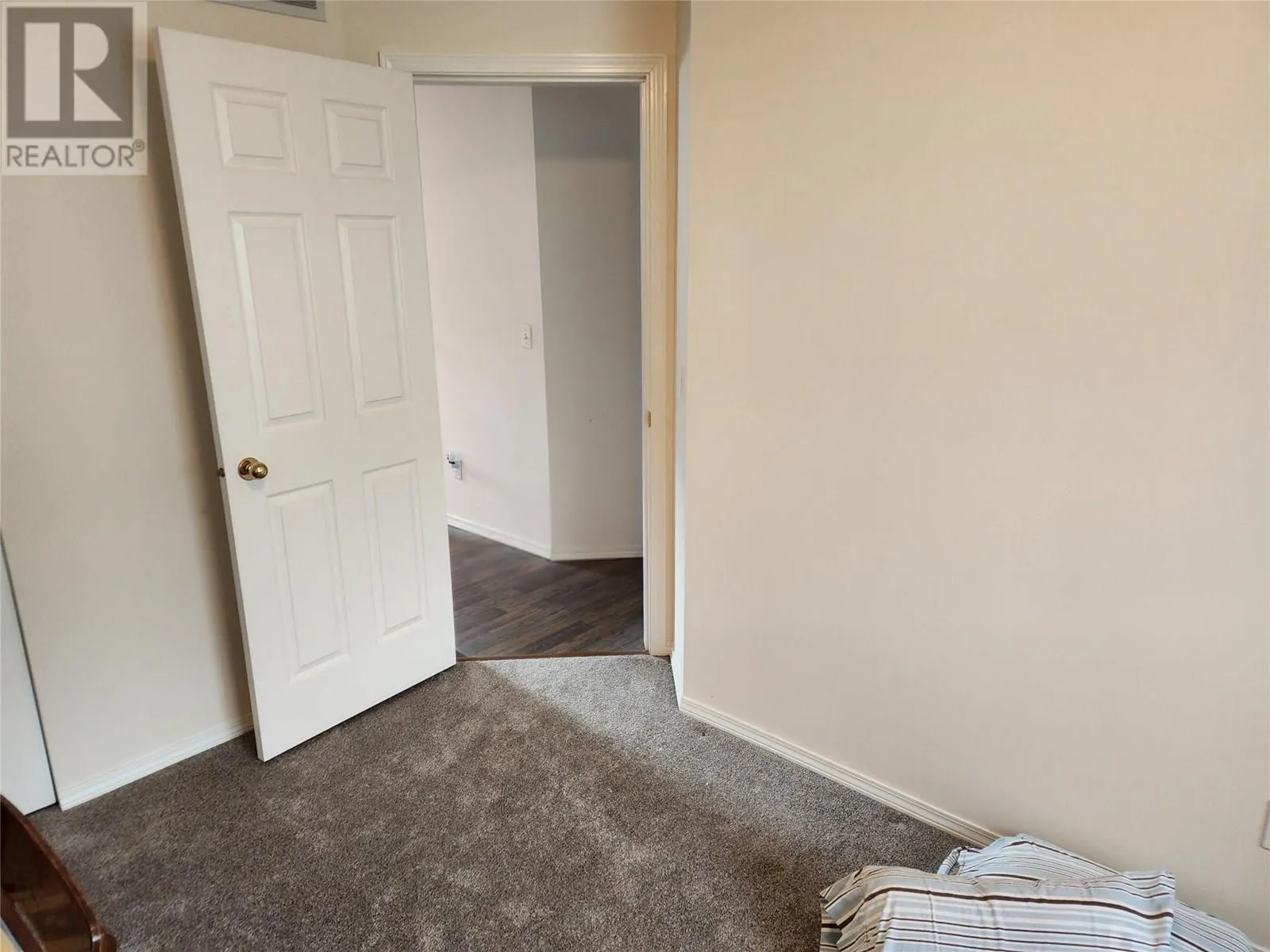 870 10 Street SW Unit# 101