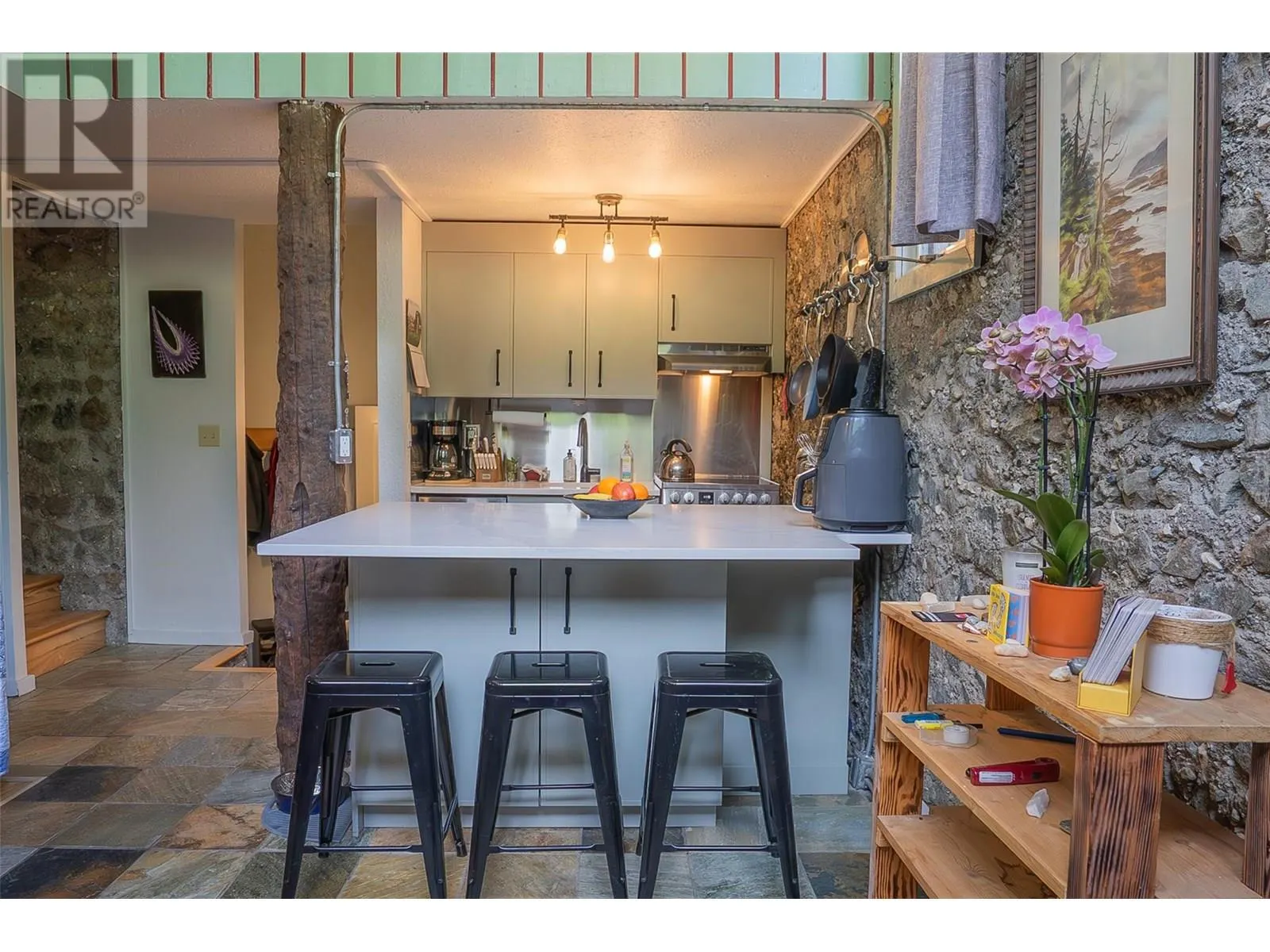 130 Cougar Road Unit# 6