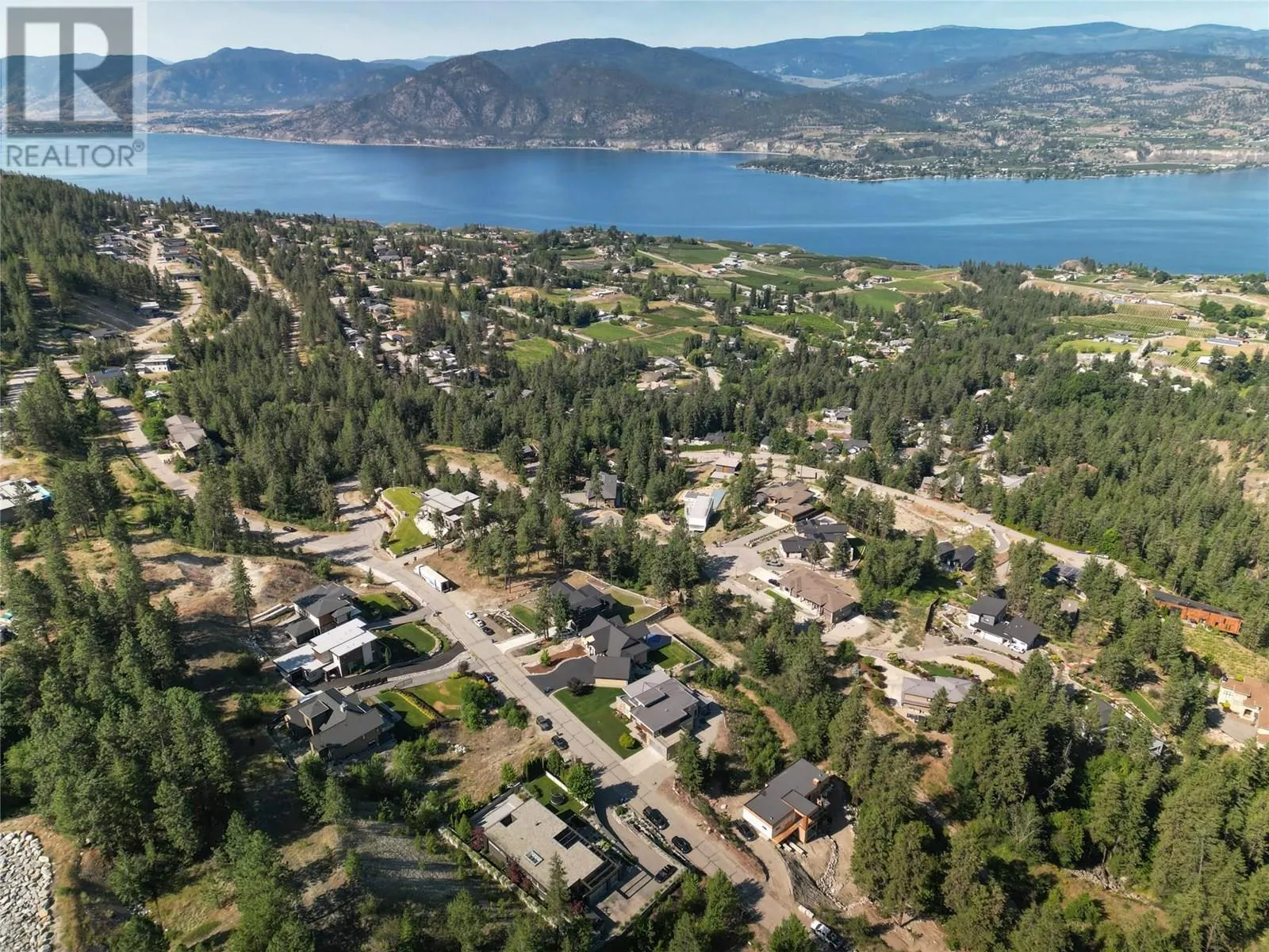 138 Flagstone Rise