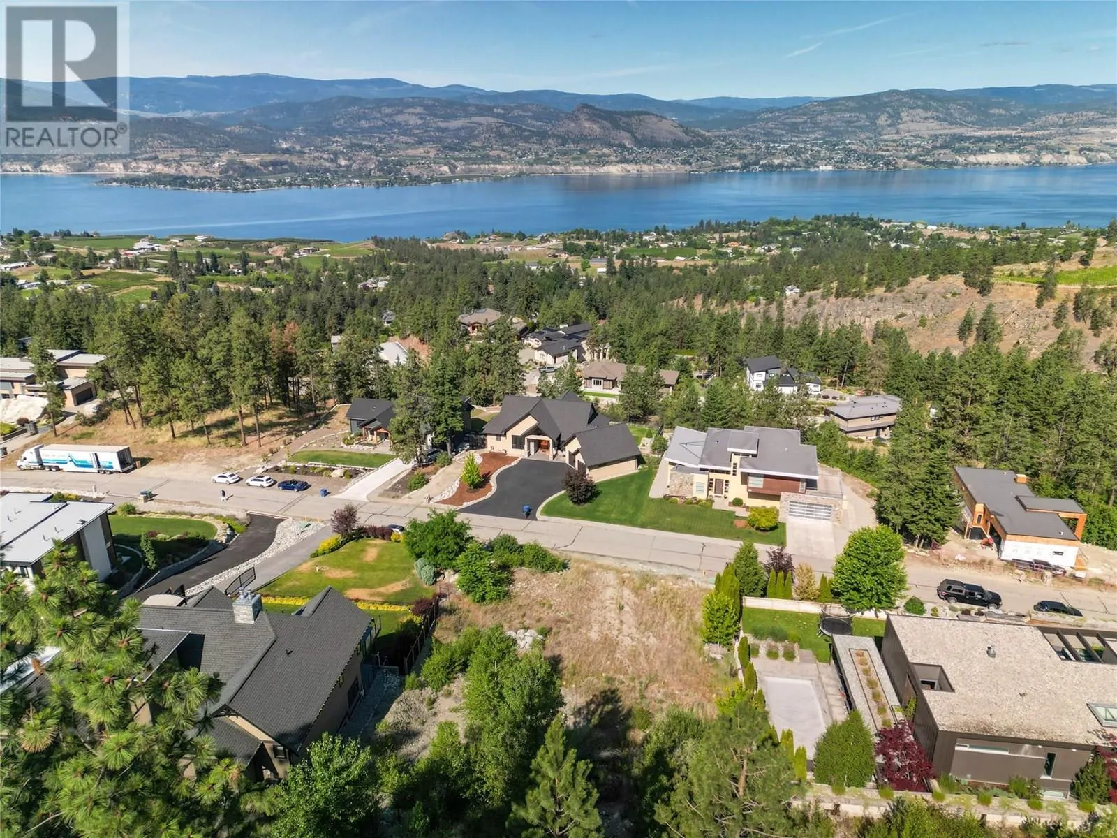 138 Flagstone Rise