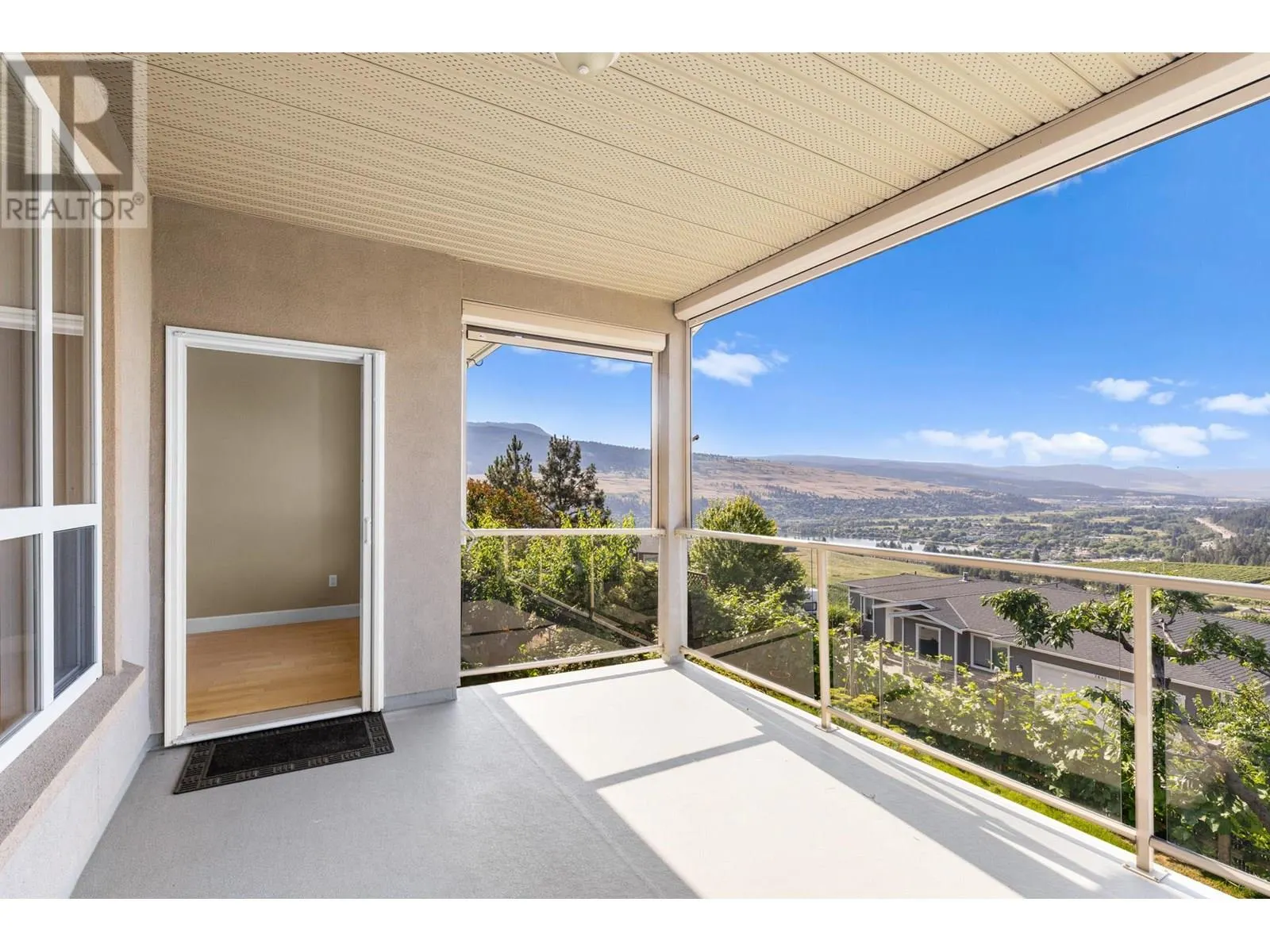 2591 Lake Breeze Court