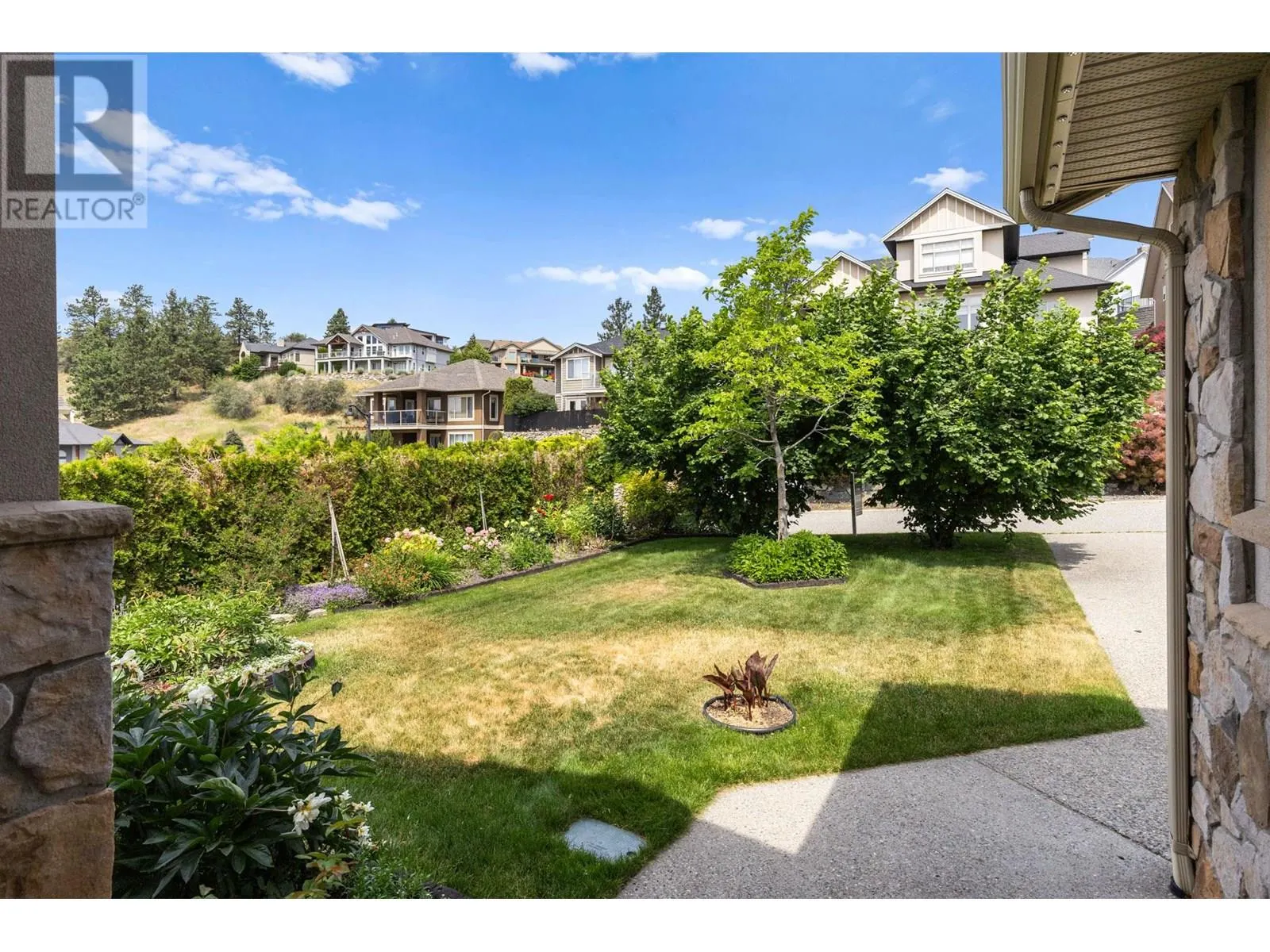 2591 Lake Breeze Court
