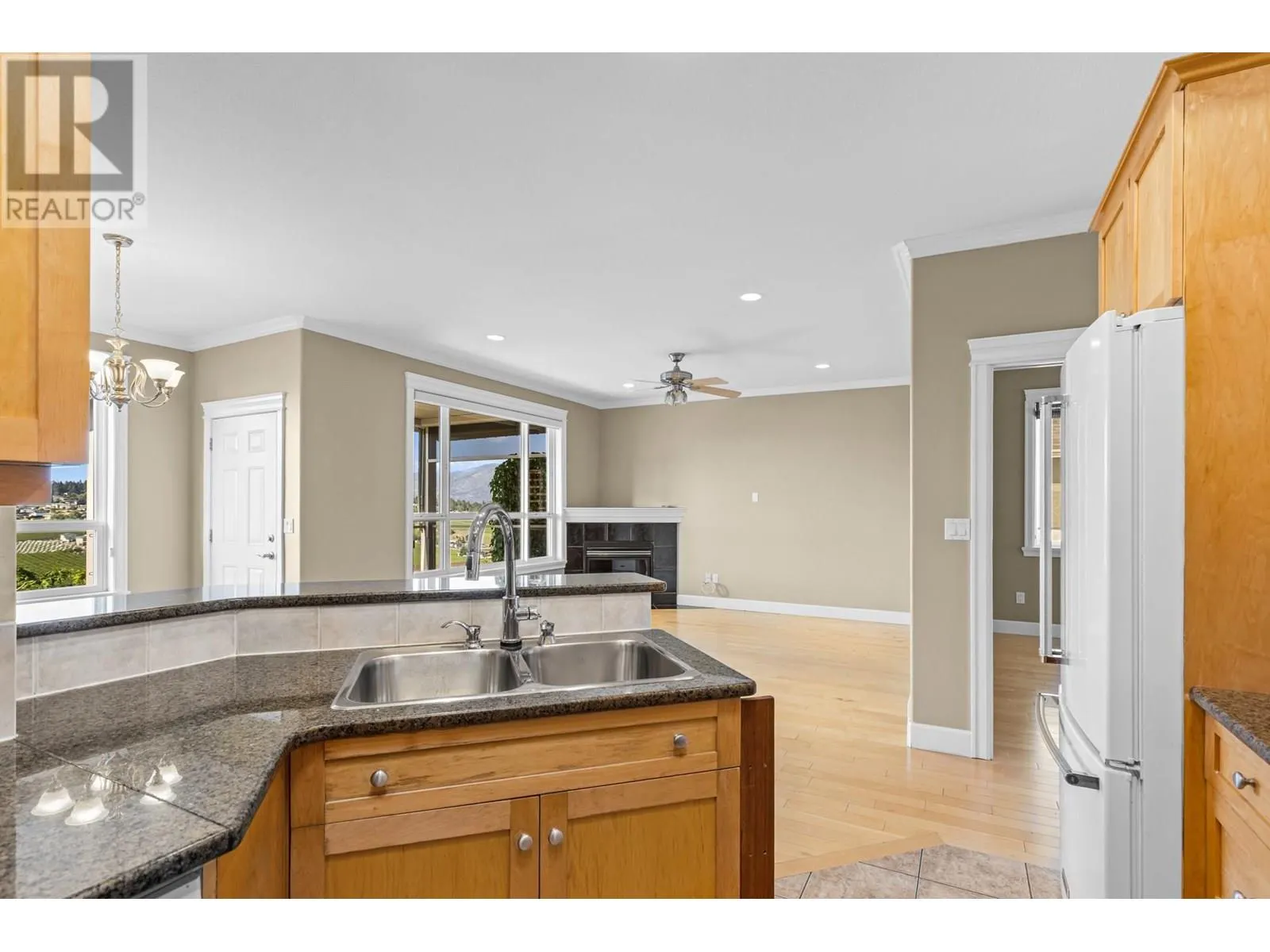 2591 Lake Breeze Court