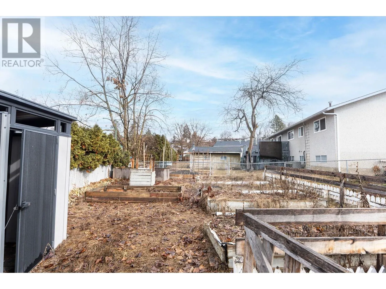 540 Lomond Road