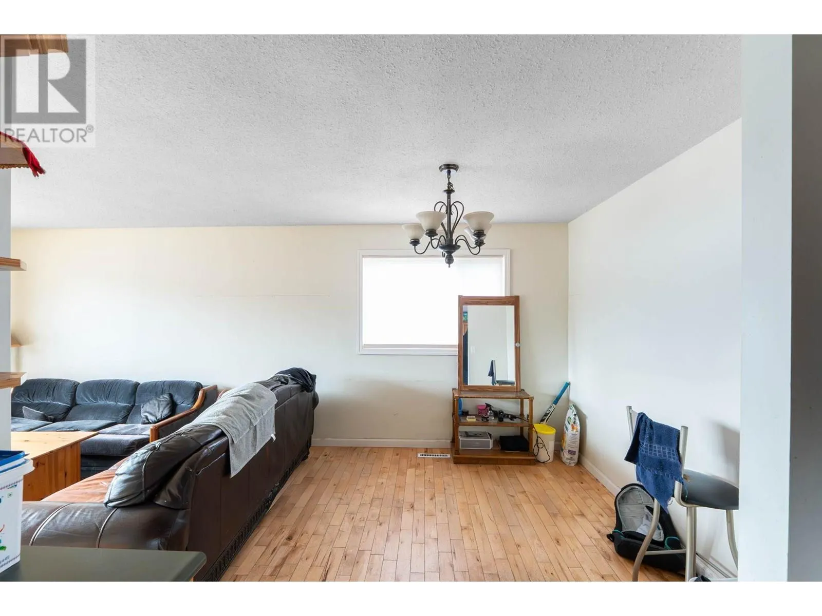 540 Lomond Road