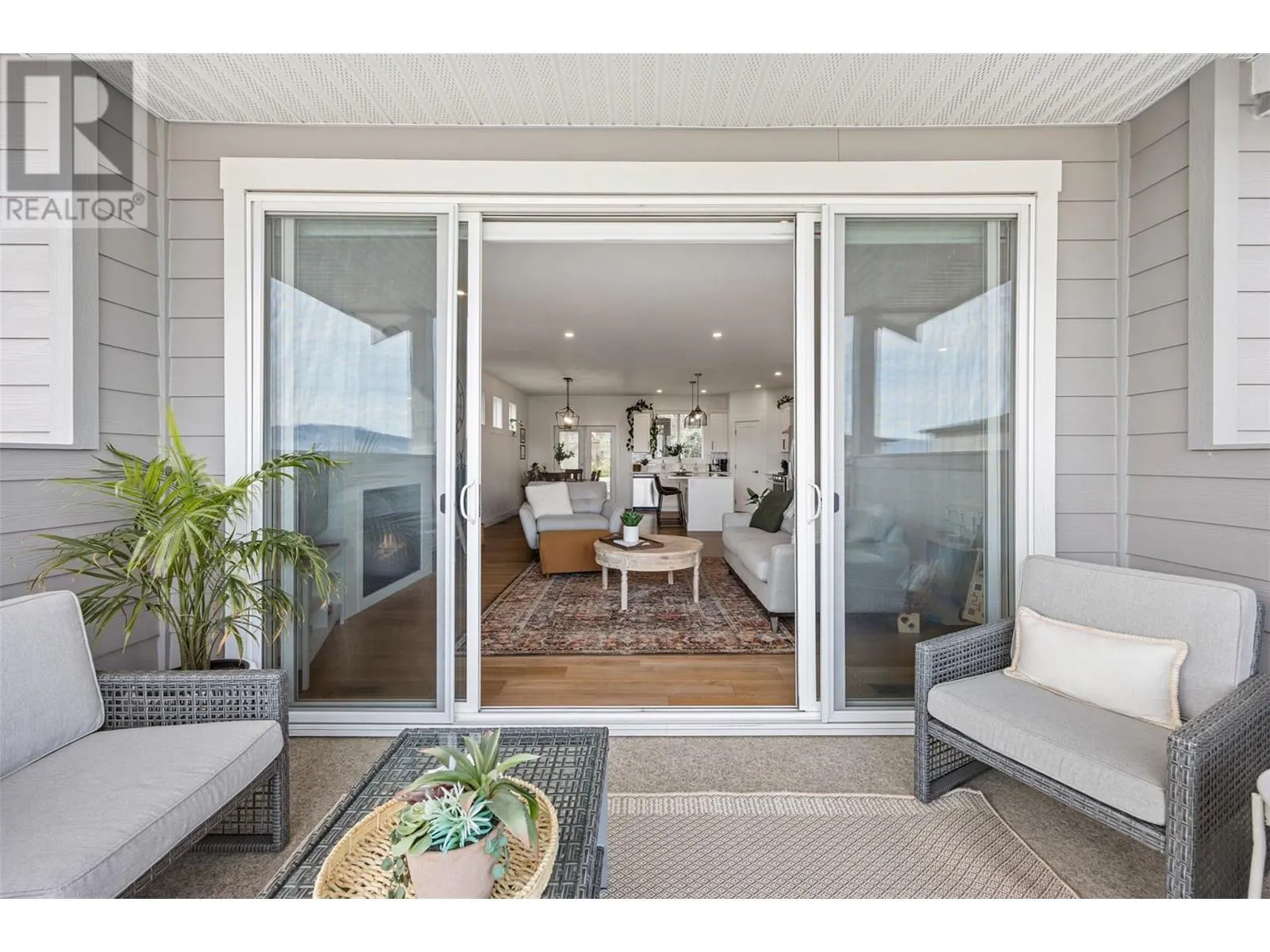 2602 Crown Crest Drive
