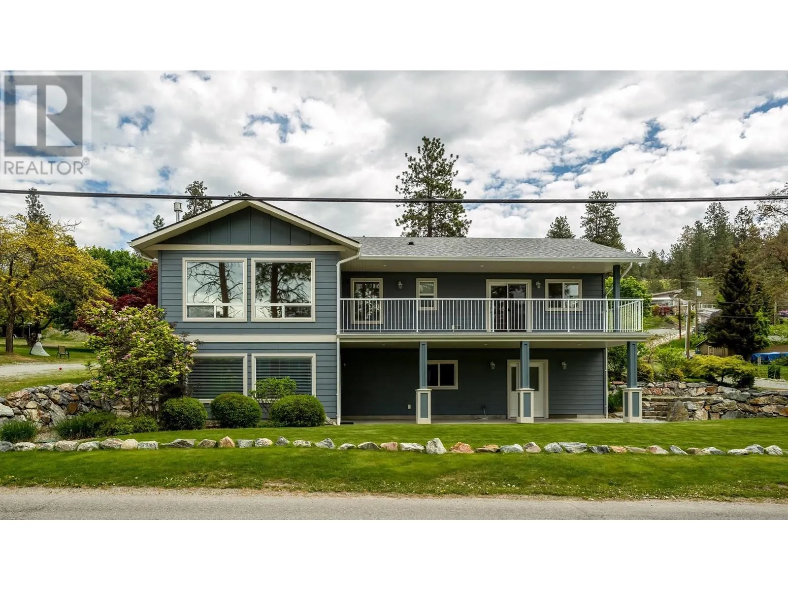 11041 Okanagan Centre Road W