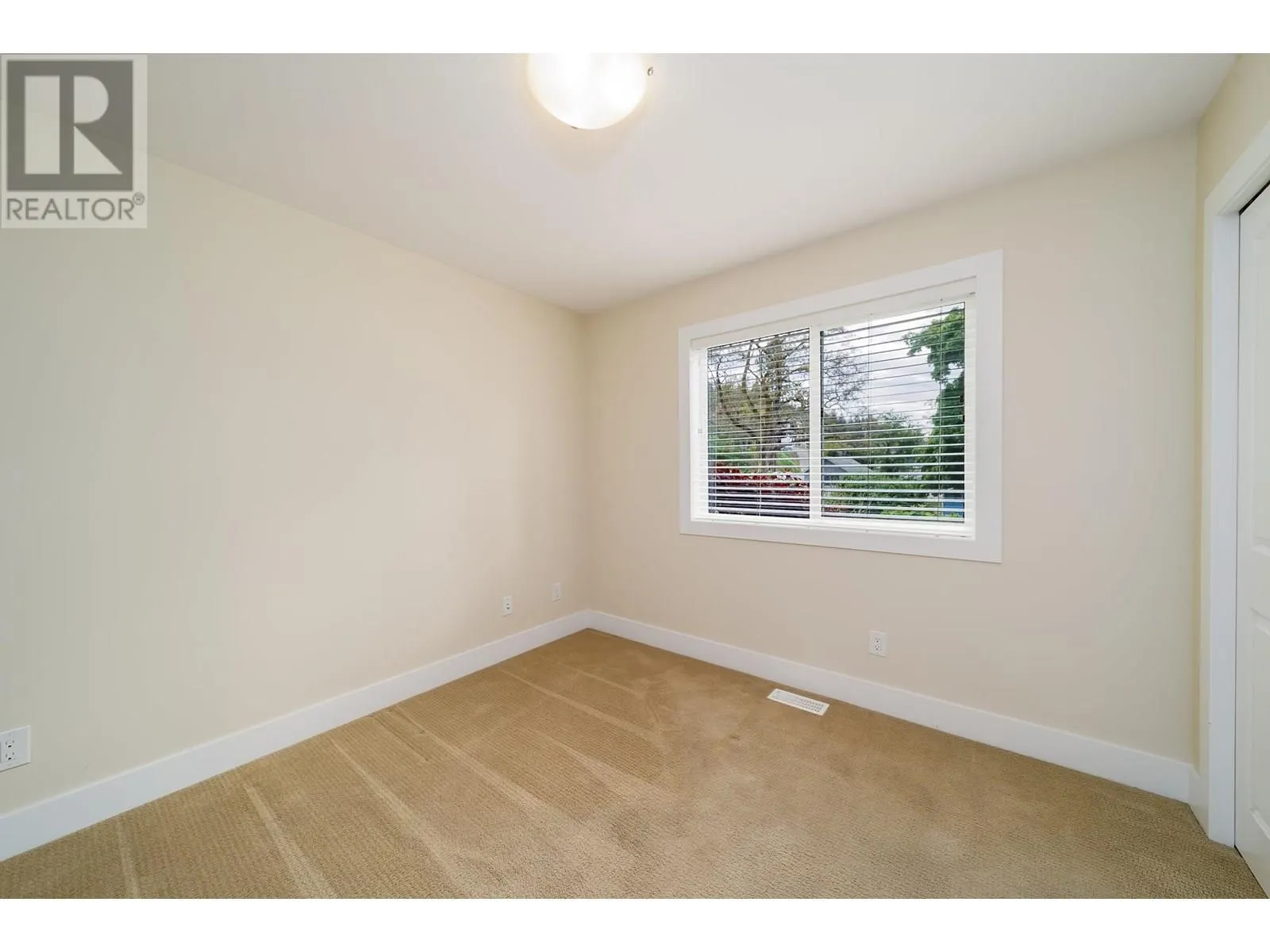 11041 Okanagan Centre Road W
