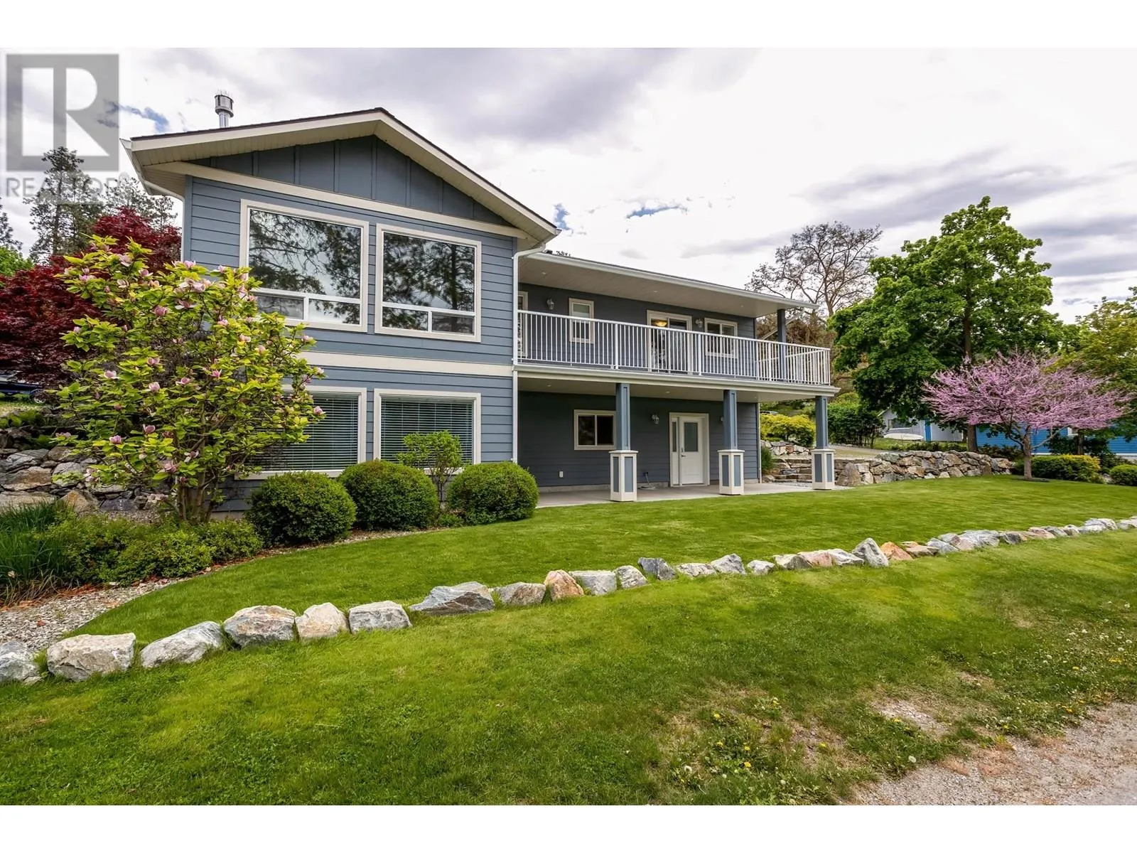11041 Okanagan Centre Road W
