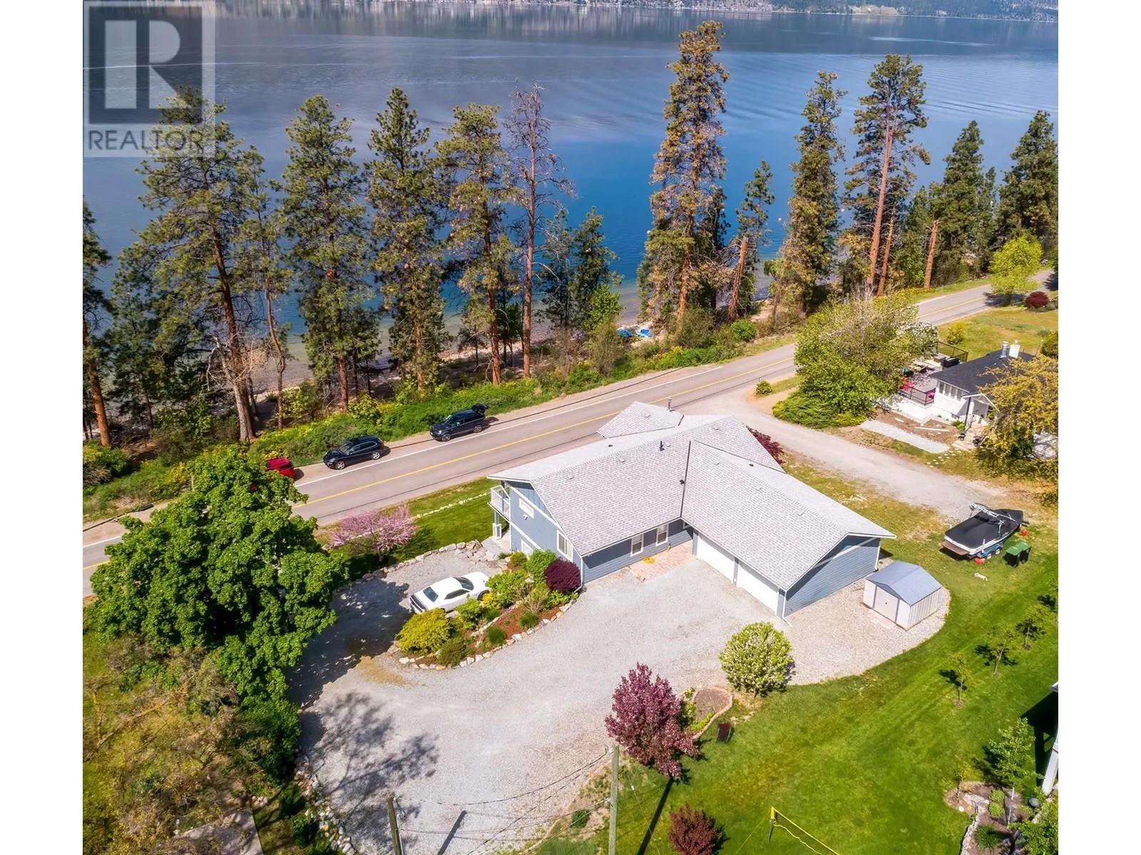 11041 Okanagan Centre Road W