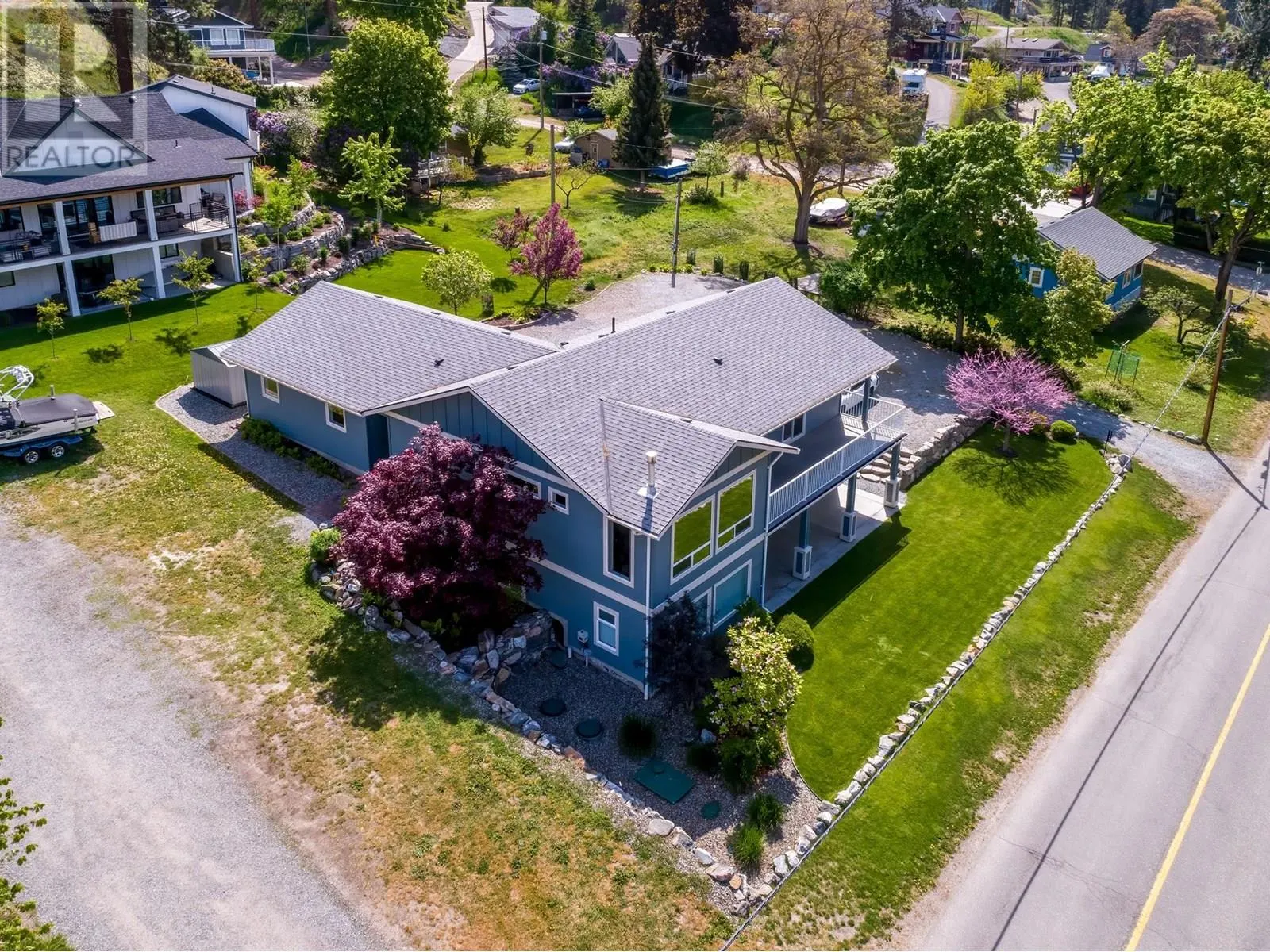 11041 Okanagan Centre Road W