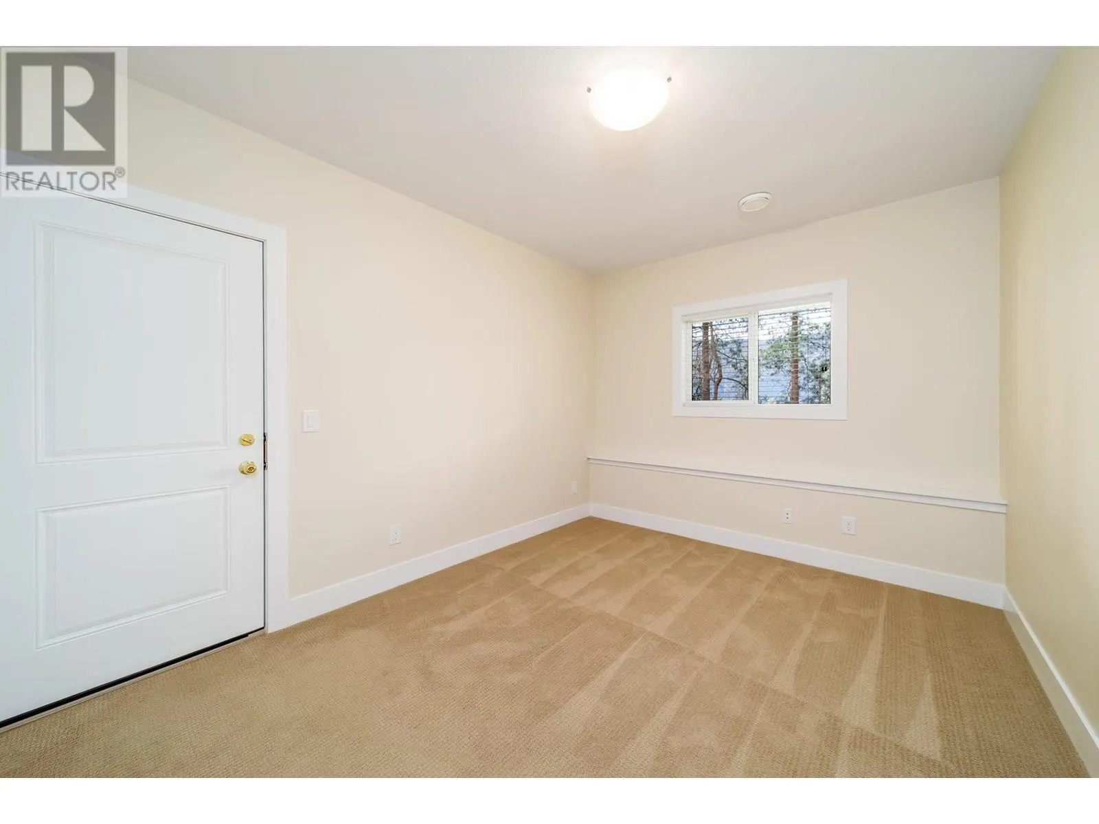 11041 Okanagan Centre Road W