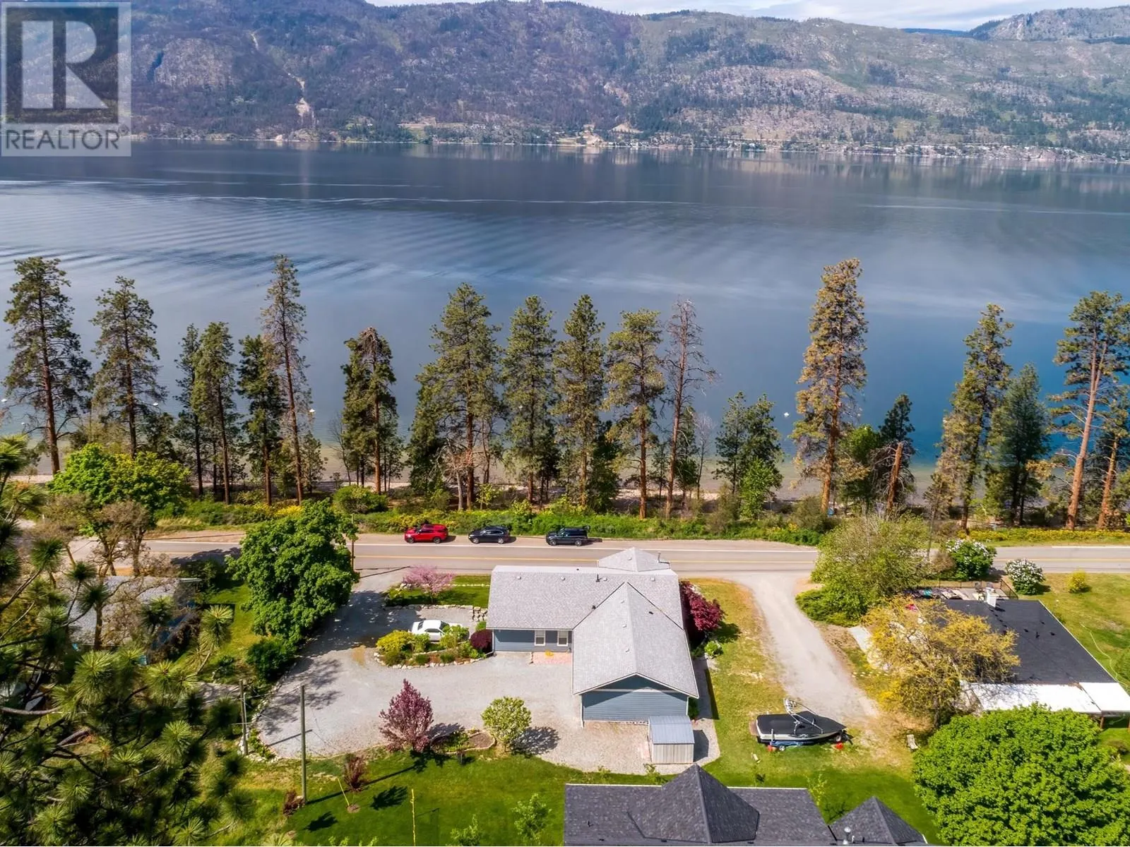 11041 Okanagan Centre Road W