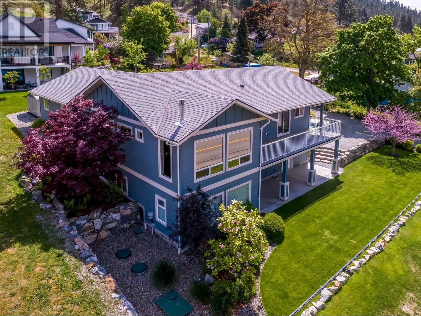 11041 Okanagan Centre Road W