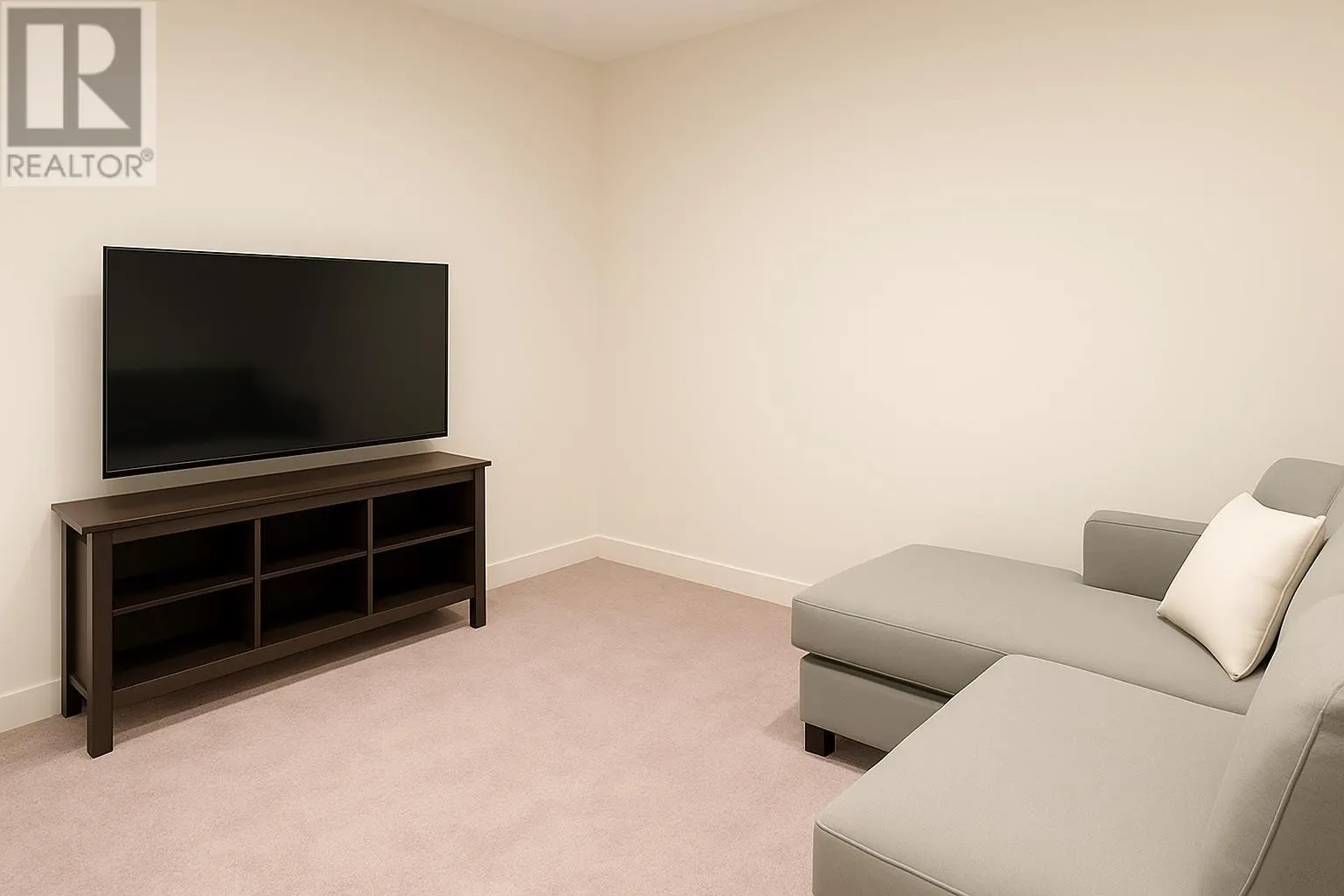 644 Lequime Road Unit# 2