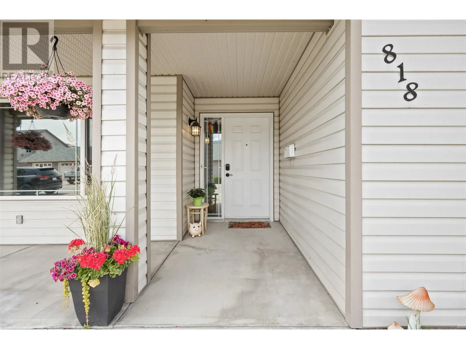 818 Galbraith Place
