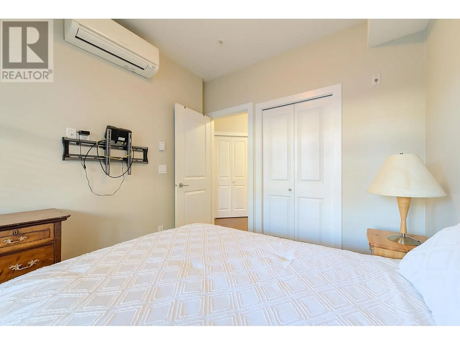 3229 Skyview Lane Unit# 206