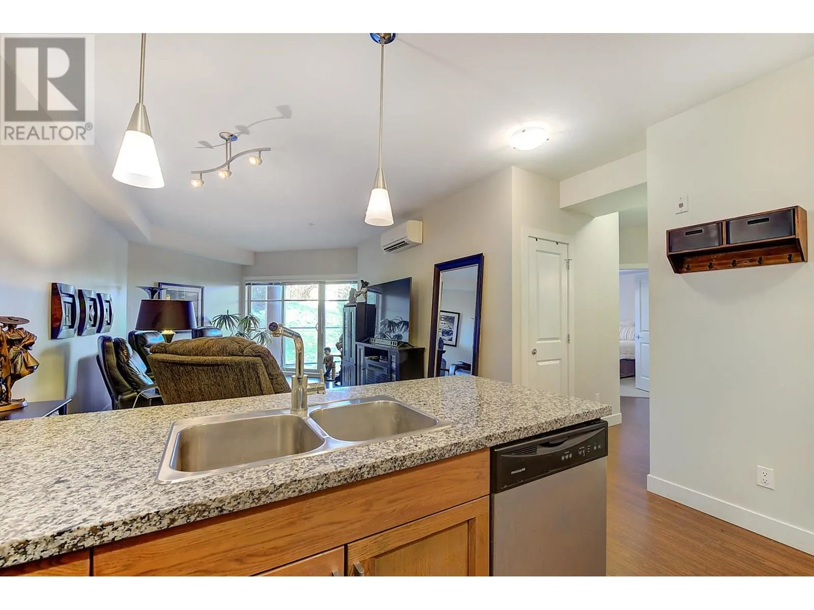 3229 Skyview Lane Unit# 206
