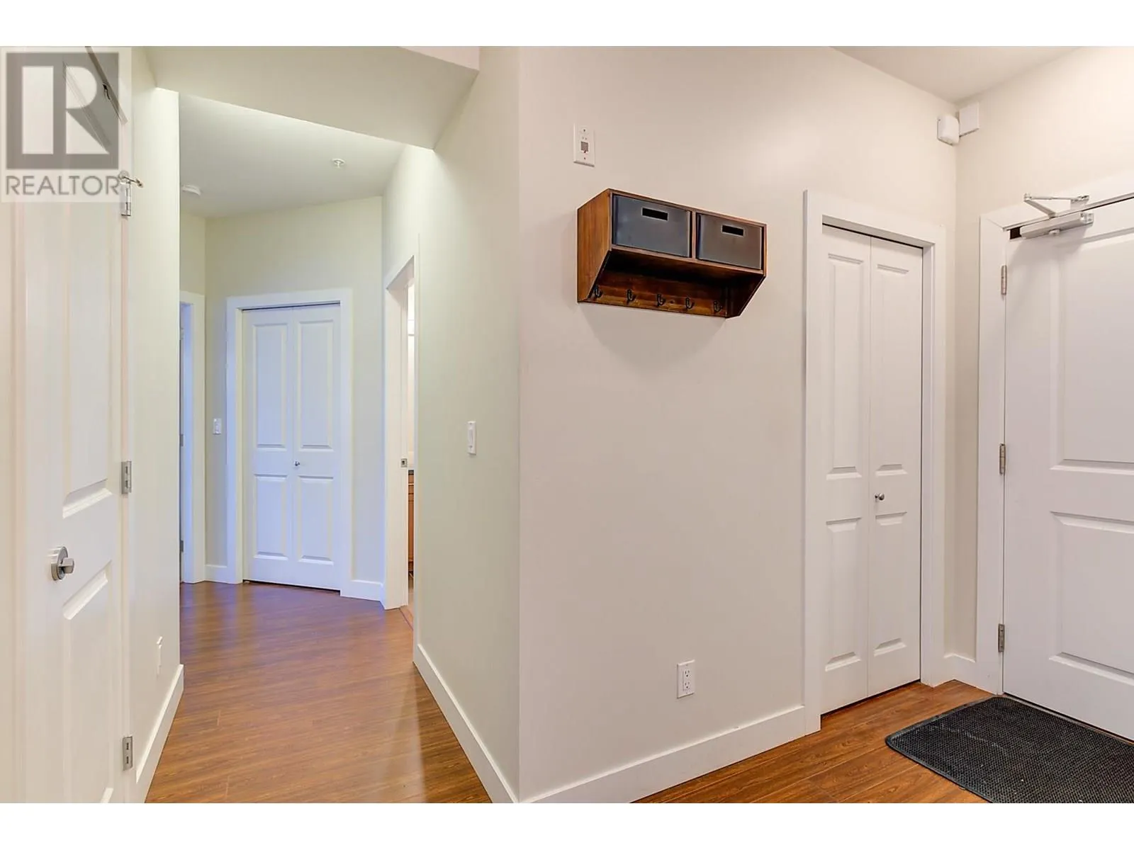 3229 Skyview Lane Unit# 206