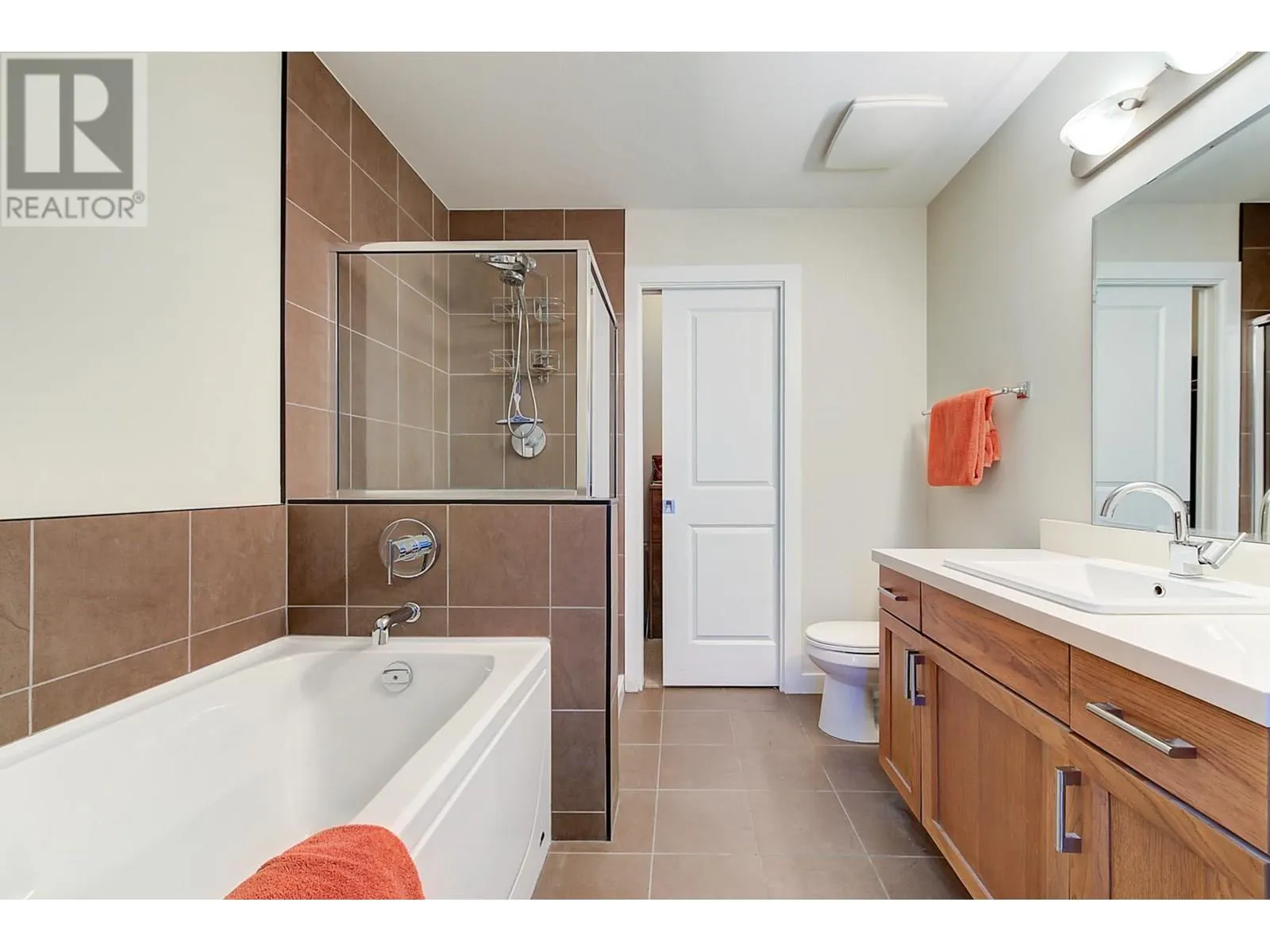 3229 Skyview Lane Unit# 206