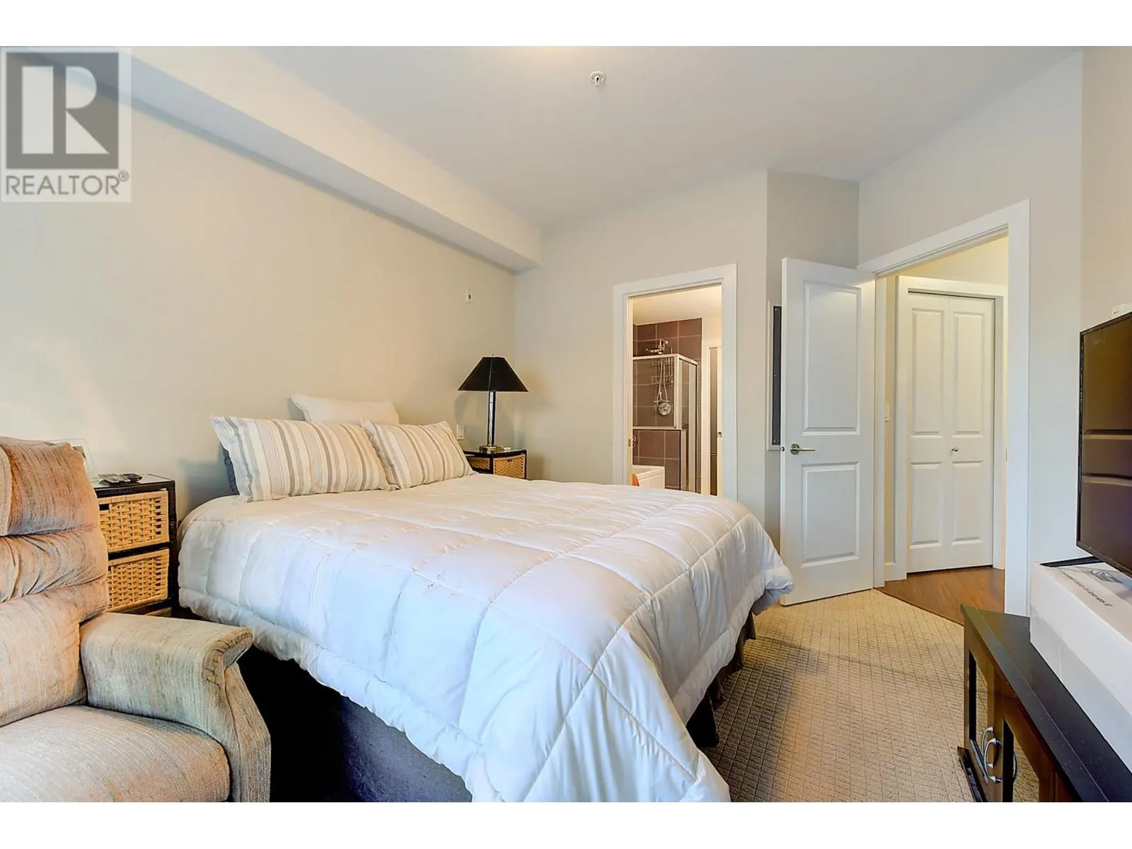 3229 Skyview Lane Unit# 206