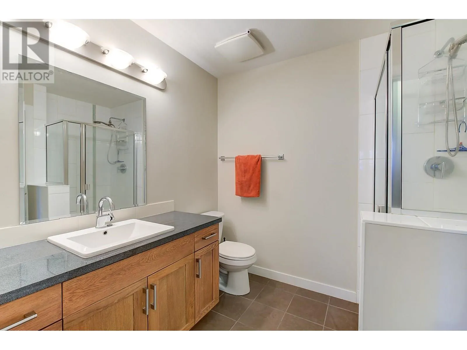 3229 Skyview Lane Unit# 206