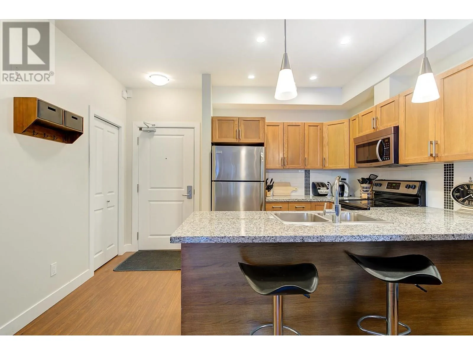 3229 Skyview Lane Unit# 206