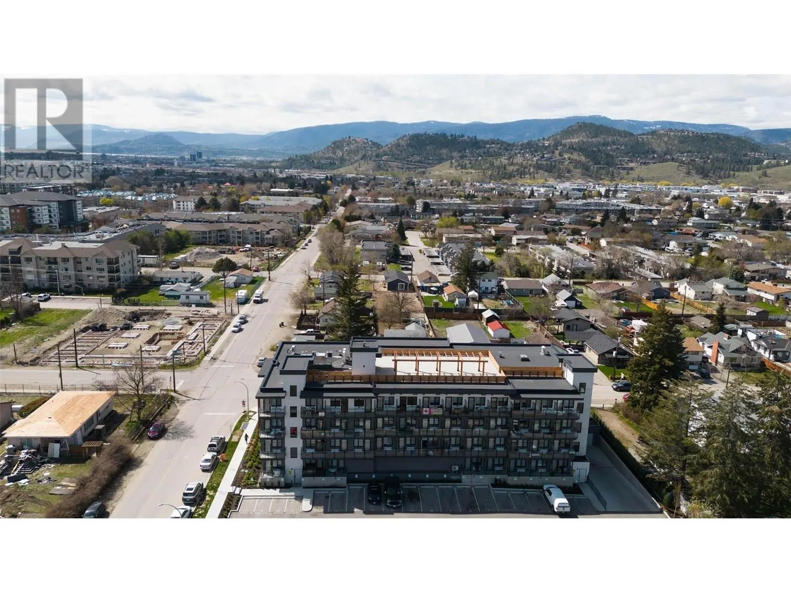 345 Dougall Road N Unit# 224
