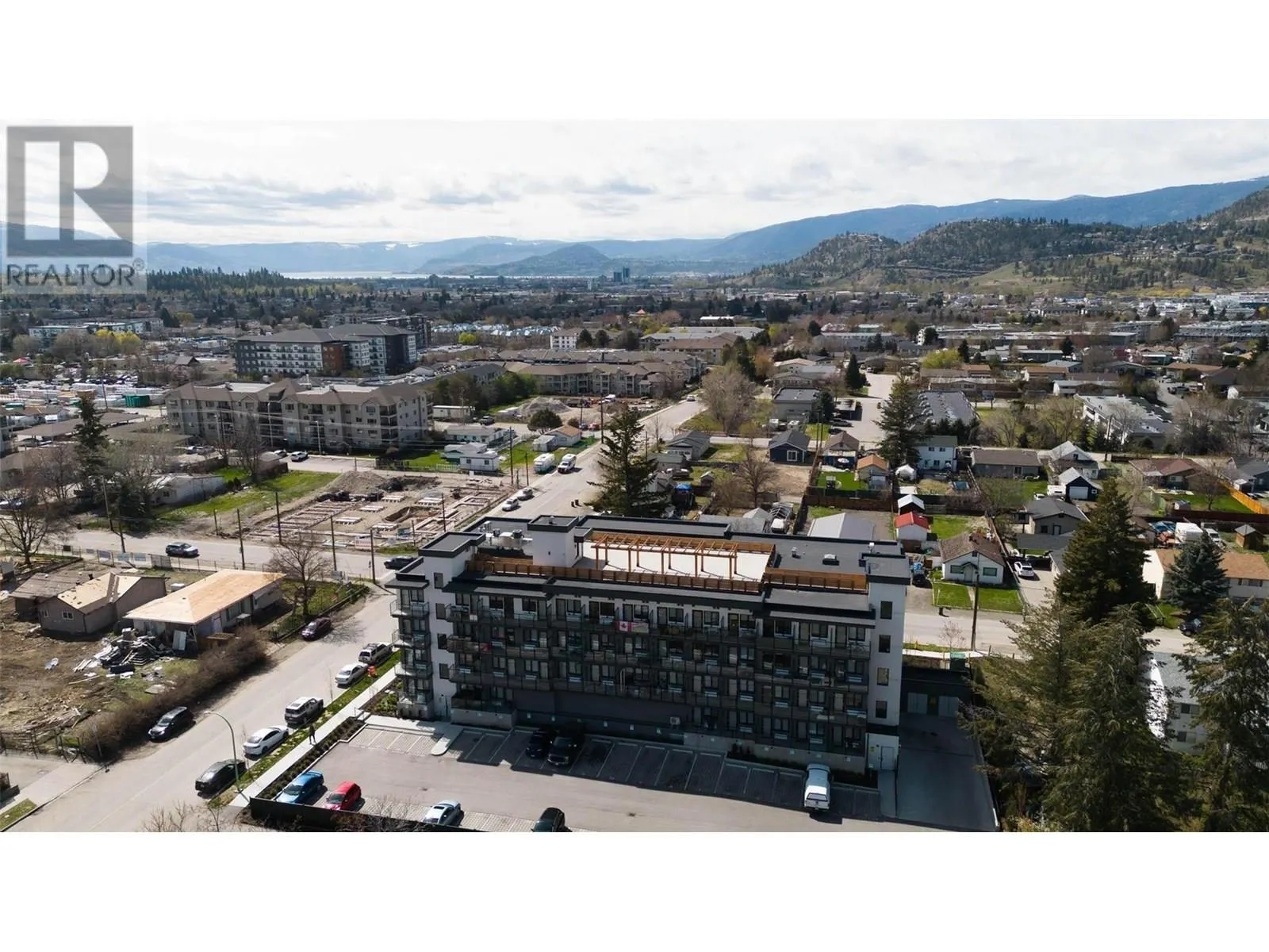 345 Dougall Road N Unit# 224