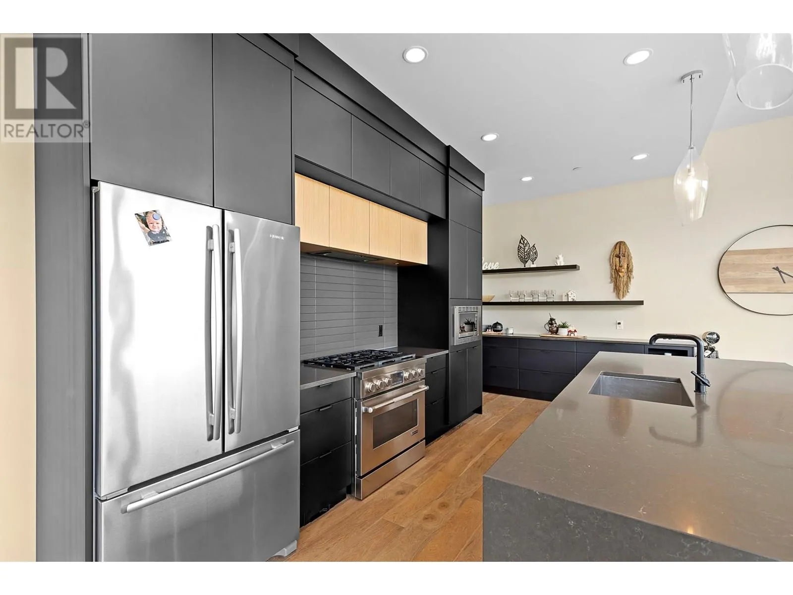 175 Predator Ridge Drive Unit# 3